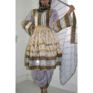 Robe maxi traditionnelle afghane Kuchi en gros, faite à la main, brodée avec des miroirs, des pièces de monnaie et un design tribal pour femmes ODM - Product Image 2