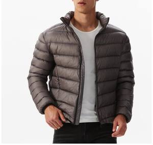 Chaquetas acolchadas universitarias con logotipo personalizado para equipo escolar informal para hombre, tela de poliéster duradera Original para invierno, venta al por mayor de calle principal - Product Image 4