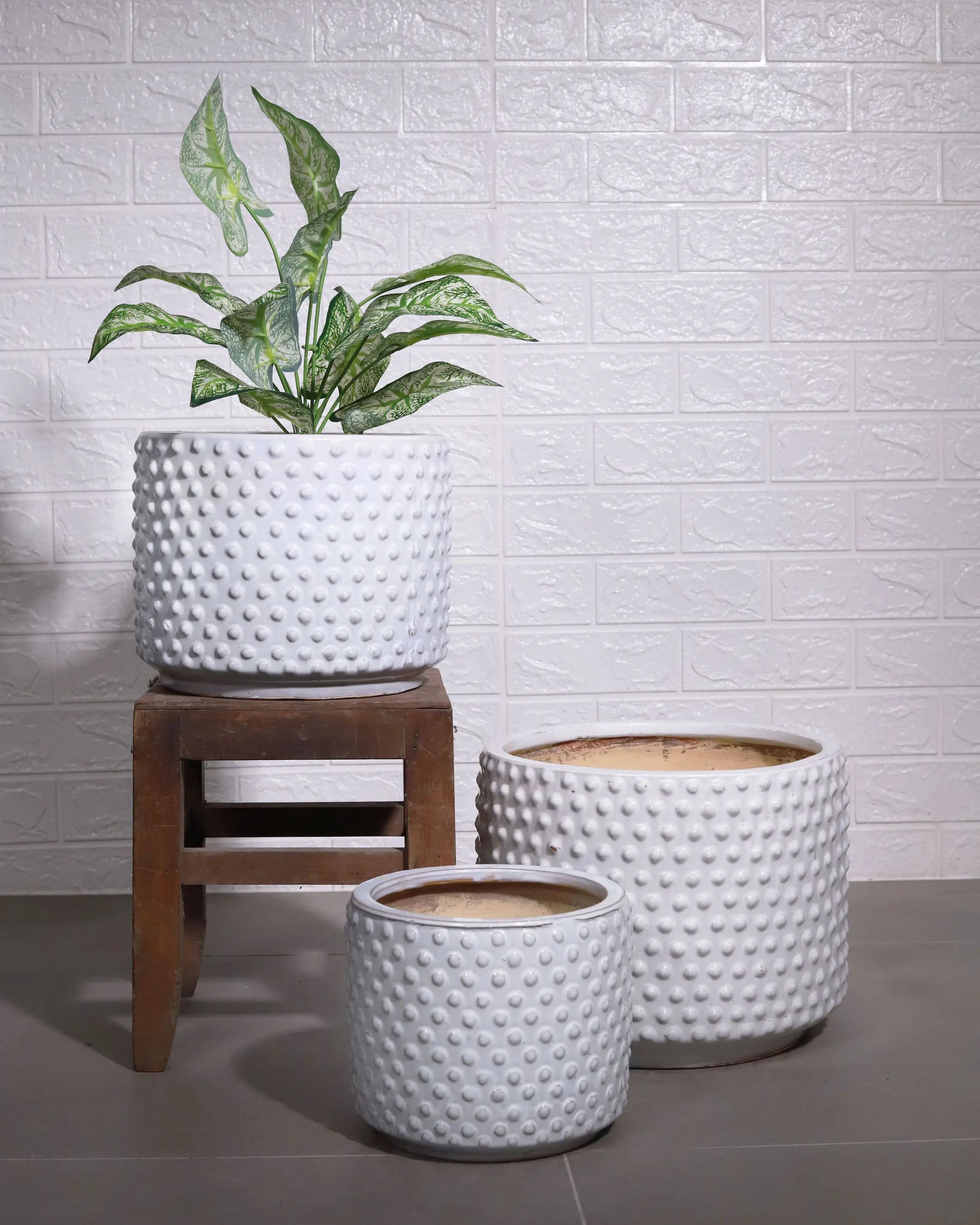 White Ceramic Pots  for planting  decorating homes from Art home ceramic brand new design with good price