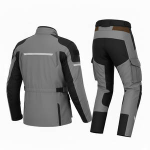 Combinaison textile pour moto toutes saisons pour la protection du pilote avec tissu respirant, panneaux durables et longue durée de vie - Product Image 2