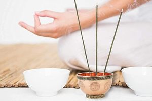 Bols tibétains à 7 chakras en cuivre gaufré de qualité supérieure Antique et Royal Touch disponibles pour l'exportation dans le monde entier au meilleur prix - Product Image 6