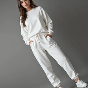 ชุดวอร์มทรงโอเวอร์ไซส์สำหรับผู้หญิงเสื้อสเวตเตอร์แบบสวมหัวลำลองกางเกงเสื้อคอกลมเซ็ตเลานจ์2ชิ้น RRI-TS-09สำหรับฤดูหนาวมีสไตล์ - Product Image 5