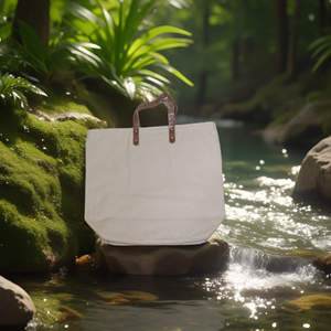 Rencontrez ces sacs, où la curiosité rencontre la valeur. - Product Image 1