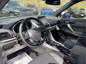 Usado Clean 2025 Mitsubish-i eclips-e Cross SEL Sport Utility 4D - Product Image 3
