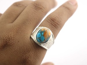 Bague ovale épaisse en argent sterling 925 avec turquoise nacrée, faite à la main, pour bijoux unisexes - Product Image 3