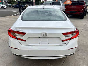 Voiture d'occasion abordable 2018 Ho-n-da Acc-ord Tou-ring LHD - Product Image 5