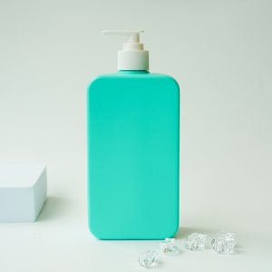 Ensemble de bouteilles en plastique élégantes d'approvisionnement d'OEM pour le shampooing et le nettoyant facial 300ml et 600ml pompe à mousse scellant la conception unique - Product Image 2