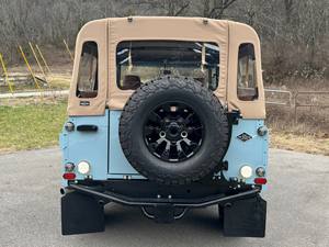 SÚPER IMPECABLE, LA-ND RO-V-ER DE-FEN-DER 110 1997, 4X4 DIÉSEL, 4 PUERTAS, TRANSMISIÓN MANUAL, ASIENTOS DE CUERO - Product Image 6