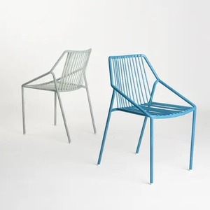 Chaise moderne turquoise en fil métallique avec pieds en fer noir design léger et antirouille pour une utilisation intérieure et extérieure sièges élégants et durables - Product Image 6