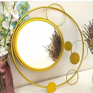 Espejos de pared de diseño de metal de hierro de buena calidad utilizados para espejo de pared decorativo de habitación de baño hecho a mano - Product Image 6