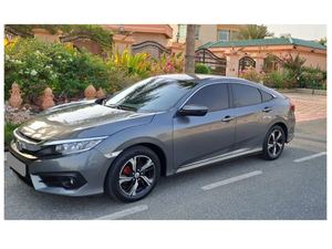 2017 <span class=keywords><strong>Honda</strong></span> <span class=keywords><strong>Civic</strong></span> 1.6L V4 utilizzato con interni in pelle scura