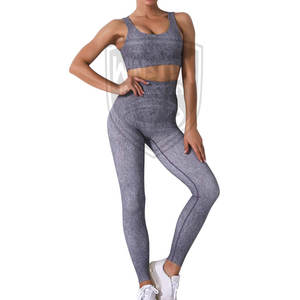 Conjunto de dos piezas de Yoga para gimnasio de la mejor calidad, mallas deportivas con patrón sólido, cierre de cintura elástica, ropa de ejercicio transpirable de alta calidad - Product Image 1
