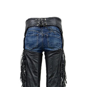 Chaps en cuir pour femmes de haute qualité avec taille moyenne Style avant plat pour l'hiver quantité minimale de commande bas prix raisonnable Service OEM du Pakistan - Product Image 4