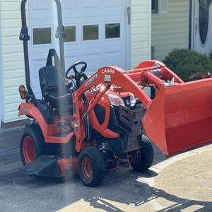 Nuevo Tractor Agrícola Mini BX1880 Usado, Tractor de Orugas de 33HP 4WD con Motor y Bomba, Alta Productividad - Product Image 3