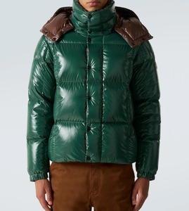 แจ็คเก็ตพัฟเฟอร์ผู้ชายแฟชั่นสตรีทสุดฮิต ขายดี สำหรับฤดูหนาว อุ่นสบาย พร้อมงานปักลาย คอตั้ง แต่งขนกระต่าย บริการ OEM - Product Image 1