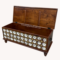 Coffre de rangement en bois d'acacia et de manguier antique, style rustique vintage, avec ferrures en laiton, meubles islamiques, coffre de rangement en bois, boîte, coffre