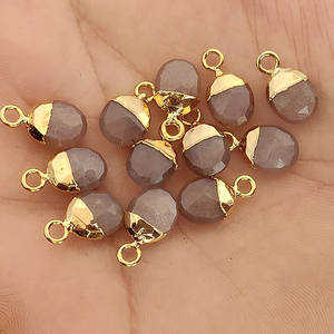 Colgante de dijes facetados ovalados de piedra lunar de Chocolate, dijes de piedras preciosas galvanizadas de oro para la fabricación de joyas - Product Image 4