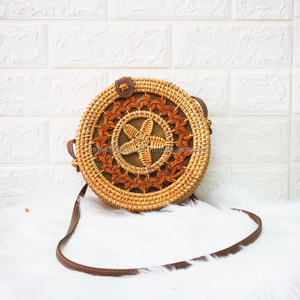 Sac fourre-tout décontracté de style bohème du fournisseur King Craft Viet Sac tissé de style bohème d'été Sac à main en rotin naturel de décoration brodée - Product Image 2