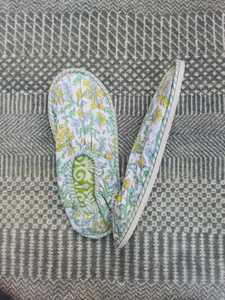 Pantuflas Acolchadas de Algodón con Estampado de Bloques Personalizado al por Mayor, con Suela Antideslizante, Calzado Ligero y Cálido para Mujer - Product Image 2