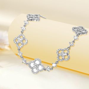 Bracciale da donna alla moda placcato in oro 18K con conchiglia naturale a quattro foglie portafortuna gioielli a maglie delinate - Product Image 5