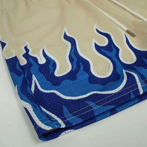 High Street Short en maille de basket-ball décontracté pour hommes Logo personnalisé Impression par transfert de chaleur Taille élastique personnalisable Séchage rapide - Product Image 3