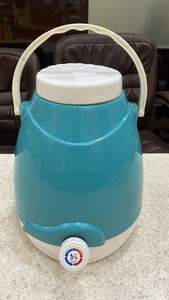 Carafe à eau isolée en plastique en gros, capacité de 1 à 50 litres, forme ronde, distributeur de stockage d'eau, approvisionnement en vrac, nouveau - Product Image 5