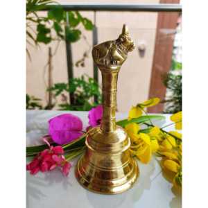 Campana de Pooja Tradicional de Latón Hecha a Mano, Diseño de Vaca Nandi, Artículo Espiritual para Diwali, de Indian Art Villa - Product Image 2