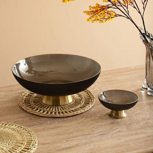 เชิงเทียนโลหะสีเงินแบบมีฐานตั้ง วินเทจ สำหรับตกแต่งคริสต์มาส งานแต่งงาน ทำด้วยมือ ขนาดและสีตามสั่ง - Product Image 1