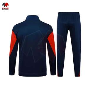 Survêtement personnalisé pour homme Tissu confortable et respirant avec logo personnalisé Conception OEM OEM - Product Image 2