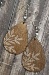 HANDICRAFT STRIKING WARMTH DANGLES Feuille d'or Noir Blanc Résine Coeur Forme Boucles D'oreilles Carré Rond Géométrique En Bois Résine Goutte - Product Image 2