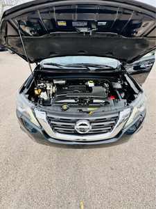 Pre-owned Clean 2019 Nissa-n pathfinde-r S Sport Utility 4D - Product Image 5