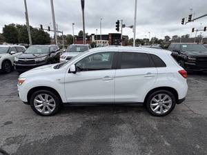 Mitsubishi Outlander Sport SE del 2015 usata in vendita a basso prezzo - Product Image 4
