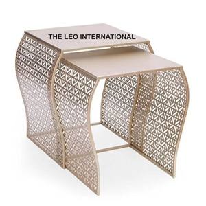 Table basse décorative moderne de qualité supérieure pour la maison en fonte d'aluminium en métal poli brillant à dessus rond - Product Image 2