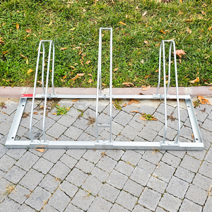 Support vertical pour vélos d'extérieur - 105x40cm en acier galvanisé - Product Image 5
