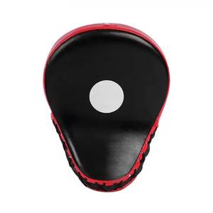 Mitaines de mise au point personnalisées professionnelles pour Kick Boxing et Karaté Gants de frappe en cuir PU avec coussinets de mise au point - Product Image 4