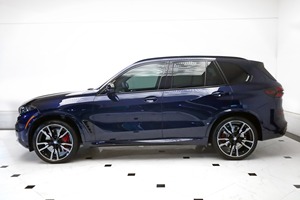 BMW X5 M60i 2025 Propre et Fraîche, Moteur V8 combiné à un système mild-hybrid 48V - Product Image 3