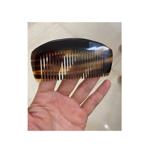 Peine de cuerno con mango pequeño, peine de cuerno de búfalo de bolsillo, peine de masaje para el cuidado del cabello para tamaño personalizado, tamaño pequeño, color negro - Product Image 1