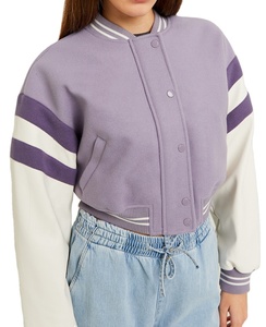 Veste universitaire tout en laine personnalisée OEM veste universitaire Letterman vintage brodée en chenille pour femmes - Product Image 4