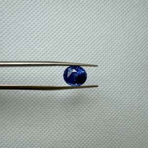 พลอยแซฟไฟร์สีฟ้าธรรมชาติอัญมณีเจียระไนทรงรียี่ห้อต่างประเทศสำหรับทำสร้อยข้อมือราคาถูก - Product Image 2