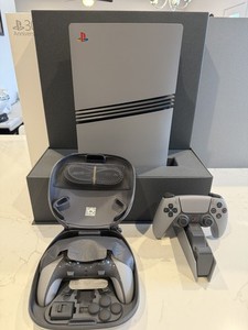 Meilleure offre pour la nouvelle Stationns 5 Digital Edition - Pack édition limitée 30e anniversaire - Product Image 5