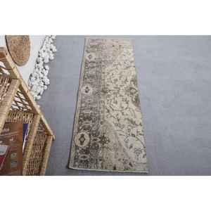 Alfombra turca de área grande Vintage, 1,8x4,9 pies, Beige, marrón, patrón rectangular clásico, Material de lana, respaldo de látex para pasillo de dormitorio - Product Image 1