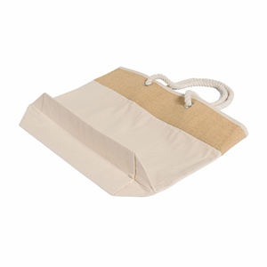 Sac fourre-tout en jute et toile de couleur unie de qualité supérieure avec fermeture éclair, caractéristiques thermiques portables, logo personnalisable pour toutes les saisons - Product Image 4