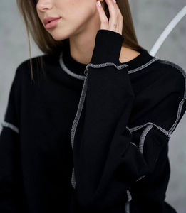 Achetez un sweat-shirt long et lourd pour femme, à col montant, surdimensionné, avec broderie personnalisée, 100% coton, respirant - Product Image 6