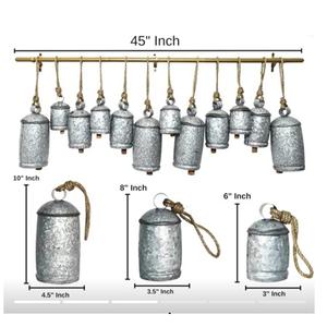 Campana de metal colgante navideña con diseño personalizado, campanas de vaca antiguas hechas a mano a precio de mayoreo desde India - Product Image 1