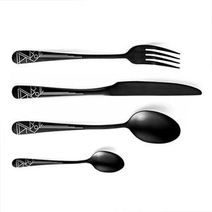 Juego de 4 cubiertos de acero inoxidable usados en utensilios de cocina, mesa de café, hogar, cubiertos chapados en Color plateado, mango de Color negro - Product Image 5