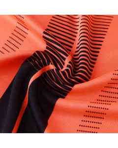 ชุดฟุตบอลผู้ใหญ่แบบสั่งทำพิเศษ พิมพ์ลายแบบระเหิด แห้งเร็ว ชุดทีมกีฬา เสื้อผ้ากีฬา ระบายอากาศได้ดี - Product Image 4