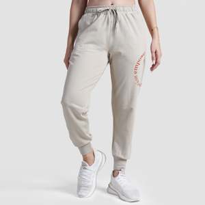 Pantalones Empower Motion Beige, Transpirables, Casuales, de Cintura Alta, para la Temporada de Primavera - Product Image 1