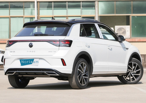 2026 pour T-ROC 300TSI DSG 2WD Starlight Turbo FWD Boîte automatique 7 vitesses Sièges en cuir ACC SUV compact d'occasion 5 portes 5 places - Product Image 6