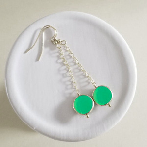 Boucles d'oreilles pendantes en forme de pièce de monnaie en chrysoprase, pierre précieuse naturelle verte, plaqué or rose, bijoux faits à la main pour femmes - Product Image 4