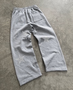 ชุดเซ็ตเสื้อฮู้ดซิปสีเทา กางเกงขายาวทรงหลวม สไตล์ลำลองสำหรับผู้ชาย ชุดลำลองสองชิ้น เสื้อผ้าผู้ชาย กำลังเป็นที่นิยม - Product Image 4